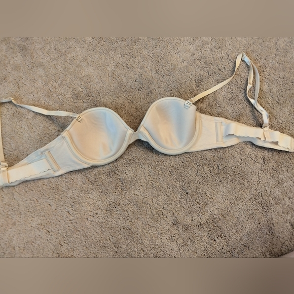 Partners Intimates | Multi-Adjustable Bra - Picture 3 of 7